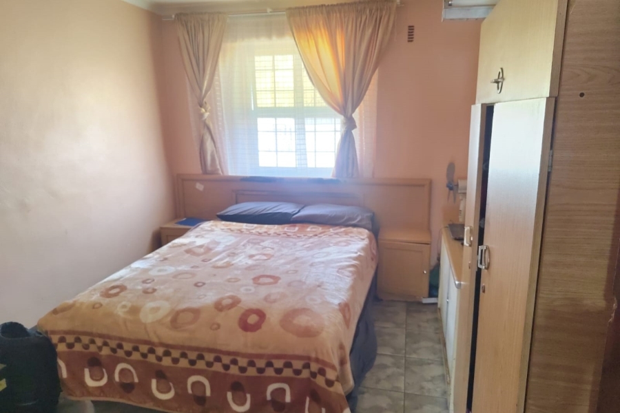 3 Bedroom Property for Sale in Rocklands Western Cape